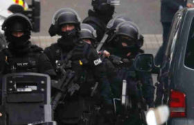 საფრანგეთის სკოლაზე თავდამსხმელს დირექტორის მოკვლა უნდოდა