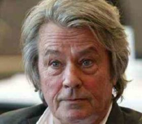 ალენ დელონმა მხარი ფრანსუა ფიიონს დაუჭირა