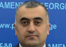 ”ქართული ოცნების” დეპუტატ მანუკიანის მანქანა დაწვეს