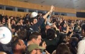 დაპირისპირება ფილარმონიაში - საკონსტიტუციო ცვლილებების სახალხო განხილვა ვერ იწყება დაპირისპირება ფილარმონიაში - საკონსტიტუციო ცვლილებების სახალხო განხილვა ვერ იწყება