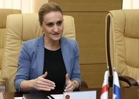თავდაცვის მინისტრის პირველმა მოადგილე ლელა ჩიქოვანმა 4 თვეში 46.549 ლარის შემოსავალი მიიღო