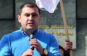 ლევან ხაბეიშვილი: „ყოველდღე ჩინოსნების ჯიბეში გაჭირვებულებისთვის განკუთვნილი 20.000 ლარი მიდის“ ლევან ხაბეიშვილი: „ყოველდღე ჩინოსნების ჯიბეში გაჭირვებულებისთვის განკუთვნილი 20.000 ლარი მიდის“