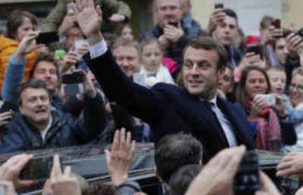 საფრანგეთის ზღვისიქითა რეგიონებში ემანუილ მაკრონი იმარჯვებს