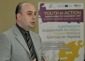 ლაშა თორდია: „ფარცხალაძემ აგრესიული ტონით მითხრა, რატომ ვაგროვებდი მასზე კომპრომატებს, ხელი დამარტყა, რასაც მისი თანხმლები პირების თავდასხმა მოჰყვა“