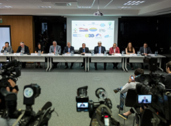 ბიზნესმენები  ხელისუფლებას მოთხოვნას უყენებენ - არ შეცვალოთ კონსტიტუციის 94-ე მუხლი