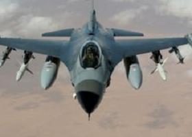 ნატო-ს გამანადგურებელი F-16 რუსეთის თავდაცვის მინისტრის თვითმფრინავს მიუახლოვდა