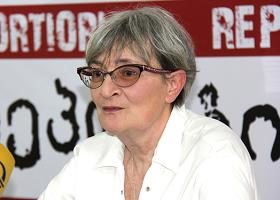 ნანა დევდარიანი: "ხელისუფლება დაუკრეფავში გადავიდა"