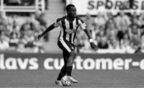 ნიუკასლის ყოფილი ფეხბურთელი შეიკ ტიოტე გარდაიცვალა