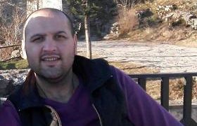 ქუთაისში ჟურნალისტს თავს დაესხნენ