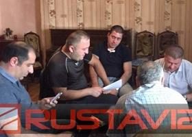ნაციონალების მაჟორიტარობის კანდიდატ გოჩა კოკაიას ბინაში ჩხრეკა მიმდინარეობს