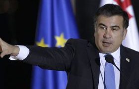 "სააკაშვილი "ოცნებამ" შეიძლება პრეზიდენტად დააბრუნოს" "სააკაშვილი "ოცნებამ" შეიძლება პრეზიდენტად დააბრუნოს"