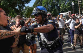 ბოსტონში აქციაზე - "სიტყვის თავისუფლება" - პოლიციამ 27 ადამიანი დააკავა