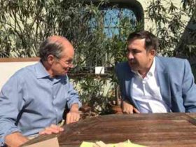 სააკაშვილი უკრაინაში წასვლამდე ამერიკელ დიპლომატ დენიელ ფრიდს შეხვდა