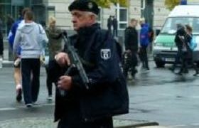 გერმანიის დიდ ქალაქებში პოლიცია და სამხედროები პატრულირებენ