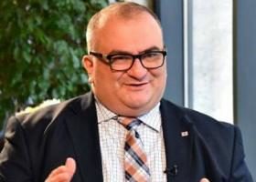 17 წლის მოსწავლის ღია წერილი განათლების მინისტრს: "ნუ შეწირავთ რამდენიმე თაობას "ველოსიპედის გამოგონებაზე" ფიქრს..."