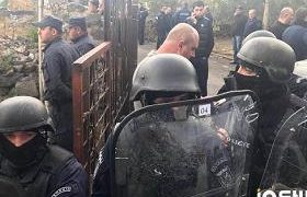 კუმურდოში სპეცრაზმია მობილიზებული - ნაცემია რამდენიმე პოლიციელი