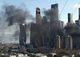 მოსკოვში ცათამბჯენს ცეცხლი გაუჩნდა