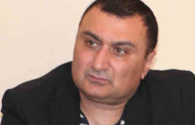 დავით ოქიტაშვილმა კანდიდატურა მოხსნა