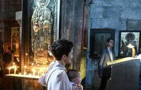 თეა წულუკიანმა შვილის ნათლობის ფოტოები გამოაქვეყნა - ივლისში ცერემონიიდან მინისტრის დაცვამ ჟურნალისტები გაიყვანა თეა წულუკიანმა შვილის ნათლობის ფოტოები გამოაქვეყნა - ივლისში ცერემონიიდან მინისტრის დაცვამ ჟურნალისტები გაიყვანა