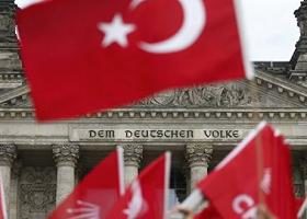 თურქეთი გერმანიიდან ელჩს გაიწვევს