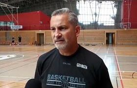 ზუროსი ნაკრებიდან მიდის? ზუროსი ნაკრებიდან მიდის?