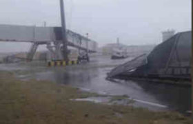 ქარიშხალმა "ირმამ" სენ-მარტენის ცნობილი აეროპორტი გაანადგურა