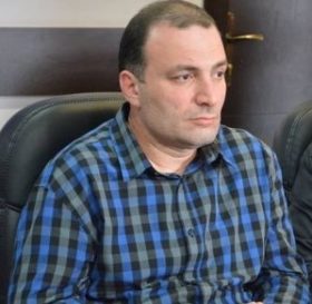 ზუგდიდის საკრებულოს აპარატის უფროსი გრიგოლ მიქავა დაჭრეს