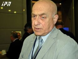 "ირაკლი კობახიძეს აუკრეს პირი და სისტემის რიგით მონად გახადეს" - სოსო ცისკარიშვილი დამფრთხალ "ოცნებას" დასცინის