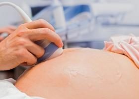 სქესის შეცვლის შემდეგ კაცი დაფეხმძიმდა