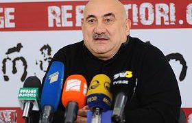 კორკოტაშვილი კალაძეს: „შე კაი დედმამიშვილო, სამი ვაჟის მამა ხარ, ასე გინდა თბილისელებს თავი მოაწონო?!“