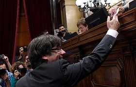 კატალონიის პარლამენტმა დამოუკიდებლობა გამოაცხადა