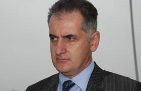 კონსტანტინე გამსახურდია: "ქვეყნის კონსტიტუცია კურტიზანის პოზიციაშია"