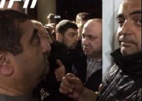 ოპოზიციური პარტიები ფოთის საოლქო კომისიაში შეჭრას ცდილობენ