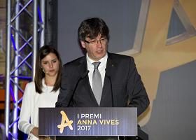 კატალონიის გადაყენებული პრეზიდენტი კარლეს პუჩდემონი ხალხს “დემოკრატიული წინააღმდეგობისკენ“ მოუწოდებს