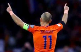 არიენ რობენი ნაკრებში აღარ ითამაშებს