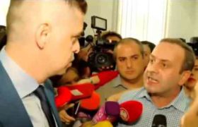 მორიგი დაპირისპირება სემეკში - გუგავას სხდომა დაატოვებინეს