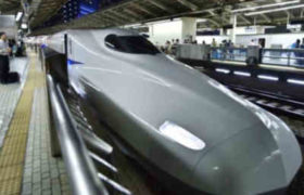 იაპონურმა კომპანიამ ბოდიში მოიხადა, რადგან მატარებელი ადგილზე 20 წამით ადრე ჩავიდა
