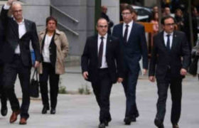 კატალონიის მთავრობის 8 წევრი დაპატიმრებულია, მათ 30 წელი ციხე ემუქრებათ