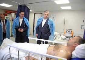 კვირიკაშვილმა და გომელაურმა დაჭრილი სპეცრაზმელები მოინახულეს - ”უნდა იყოს რაღაც მომენტი, როცა ჩვენ ყველანი ერთად დავდგებით”
