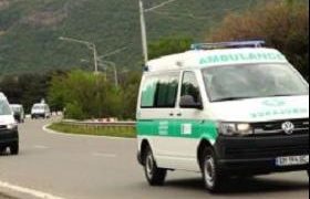 ქუთაისი-ტყიბულის მიკროავტობუსი ხრესილთან მანქანას დაეჯახა - 9 ადამიანი დაშავდა