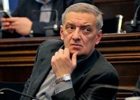 გიორგი ვოლსკი ფინანსურ პირამიდას მფარველობს?