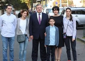 გიორგი კვირიკაშვილი: „საწოლები ისე გვედგა, ტყვია რომ შემოვარდნილიყო, ვინმეს არ მოხვედროდა“