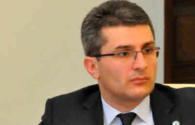 მამუკა მდინარაძე - უმრავლესობა 2 დიდ ფრაქციად გაიყოფა მამუკა მდინარაძე - უმრავლესობა 2 დიდ ფრაქციად გაიყოფა