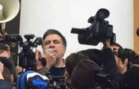 სააკაშვილი რადასთან მივიდა - პოლიცია მობილიზებულია სააკაშვილი რადასთან მივიდა - პოლიცია მობილიზებულია