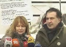„სანდრა რულოვსი - რუსეთის დაზვერვის პოლკოვნიკი" - ასე წარადგინა სააკაშვილმა მეუღლე