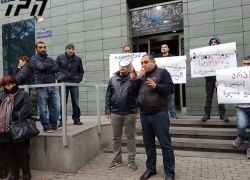 საკაბელო ოპერატორები 6 ქართული არხის გათიშვას არ გეგმავენ - საპროტესტო აქცია თბილისში