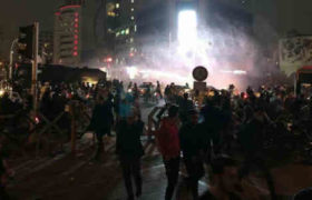 ირანში დემონსტრანტებმა აიათოლა ალი ჰამენეის რეზიდენციაში შეჭრა სცადეს