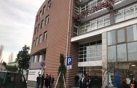 ბათუმის საზღვაო ჰოსპიტალში თანამშრომელი ქალი ლიფტში ჩავარდა ბათუმის საზღვაო ჰოსპიტალში თანამშრომელი ქალი ლიფტში ჩავარდა