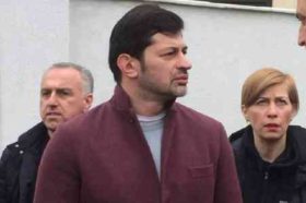 „უქნარა და ნაცარქექია“ - კახა კალაძე ალეკო ელისაშვილზე