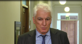 თამაზ მეჭიაურს თანამშრომლები პოლიტიკურ დევნაში ადანაშაულებენ
